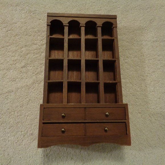 DOLL OR THIMBLE VINTAGE WOOD CUPBOARD 8 INCHES TALL